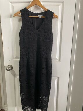 H&M Modern Classic Black Paneled Lace Midi Dress - Size XS - EUC*